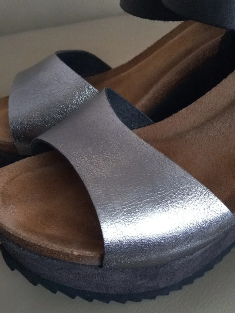 Chocolat Blu Metallic Silver and Black Platform Wedge Sandals Size EU 41